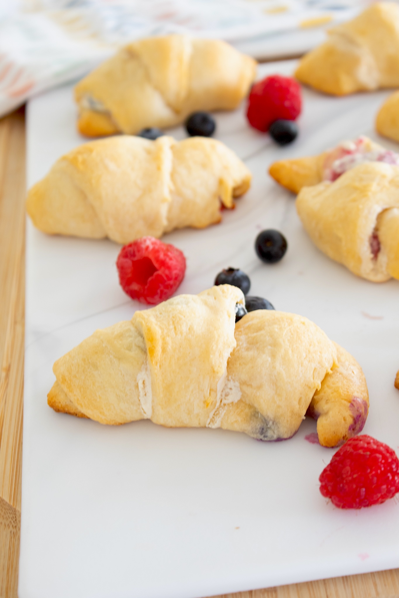 Danish Roles Easy Fruit Danish Rolls - GigglingFork.com